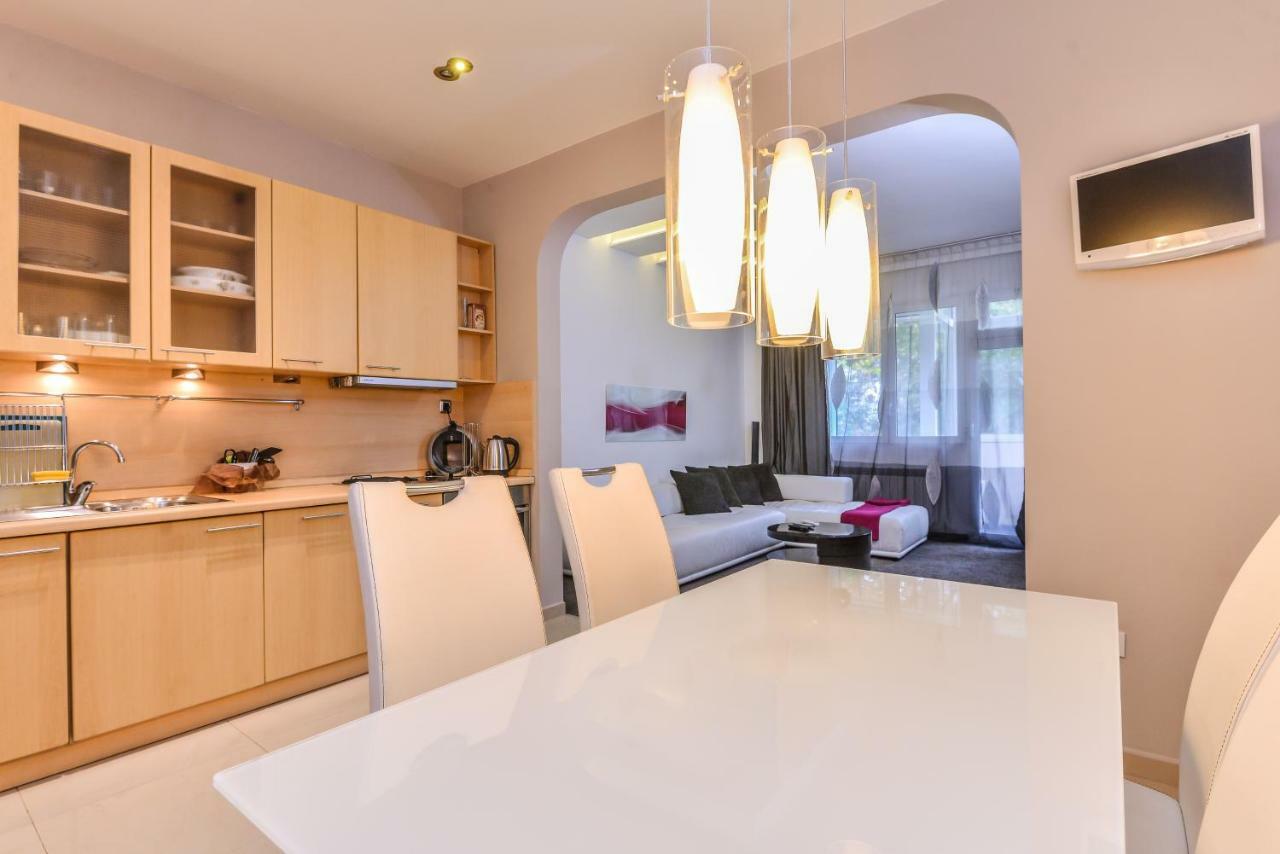 Extravaganzzo - Super One Bedroom Modern By Flat Mаnager *